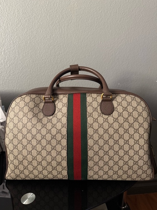 Gucci Beige GG Supreme Canvas Duffel with Green and Red Stripe - Picture 3 of 5